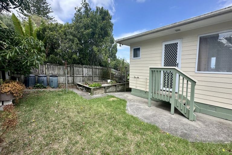 Photo of property in 9 Waiana Avenue, Mangere Bridge, Auckland, 2022