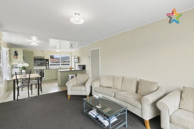 Photo of property in 10 Hunt Street, Wainuiomata, Lower Hutt, 5014