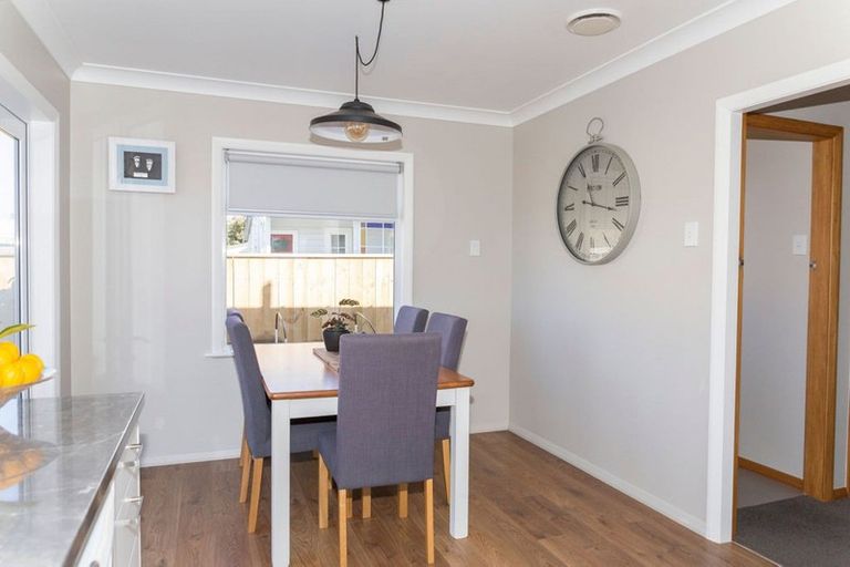 Photo of property in 5 Livingstone Street, Dannevirke, 4930