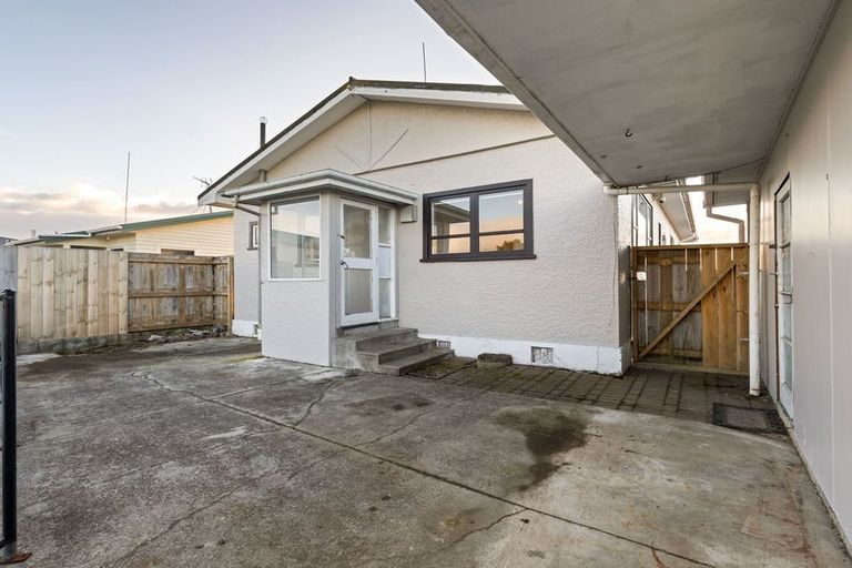 Photo of property in 256 Tremaine Avenue, Highbury, Palmerston North, 4412