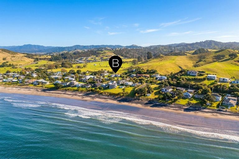 Photo of property in 61 Wharekaho Sh25 Road, Wharekaho, Whitianga, 3592