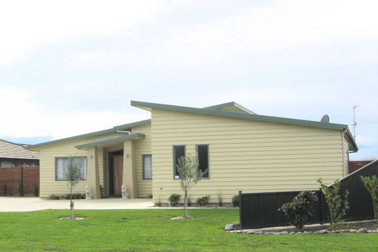 Photo of property in 93 Ferry Road, Clive, 4102
