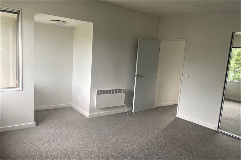 Photo of property in 5/38 Makara Road, Karori, Wellington, 6012