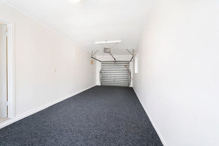 Photo of property in 3/24 Miro Street, New Lynn, Auckland, 0600