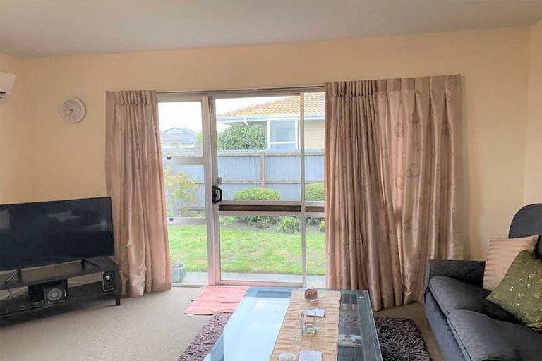 Photo of property in 2/510 Linwood Avenue, Woolston, Christchurch, 8062