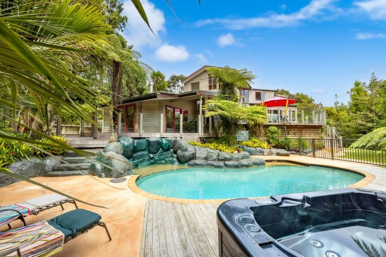 Photo of property in 54 Waiwhiu Road, Dome Valley, Warkworth, 0981