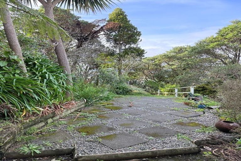 Photo of property in 16 Asquith Terrace, Brooklyn, Wellington, 6021