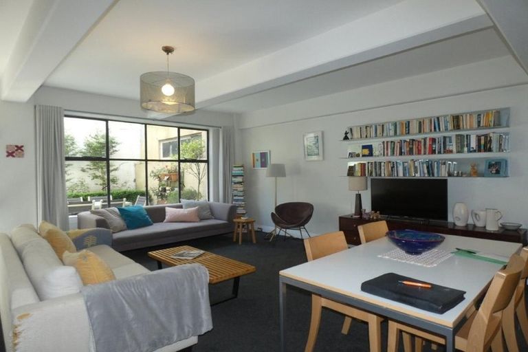 Photo of property in 59u8 Cambridge Terrace, Te Aro, Wellington, 6011