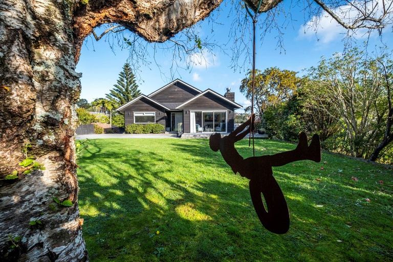 Photo of property in 31 Simla Crescent, Khandallah, Wellington, 6035