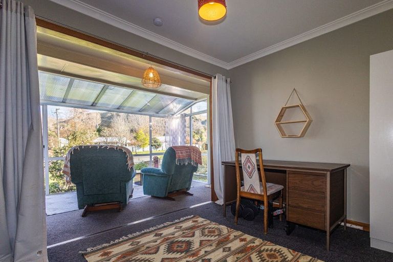 Photo of property in 7 Wilson Road, Hunterville, 4730