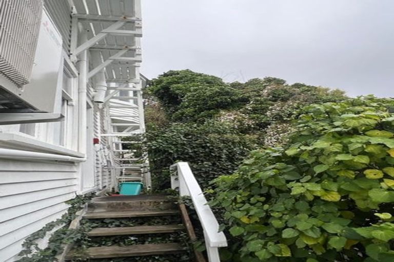 Photo of property in 5/20 Hay Street, Oriental Bay, Wellington, 6011