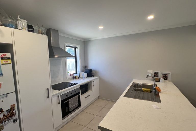 Photo of property in 23u4 Montgomery Crescent, Bader, Hamilton, 3206