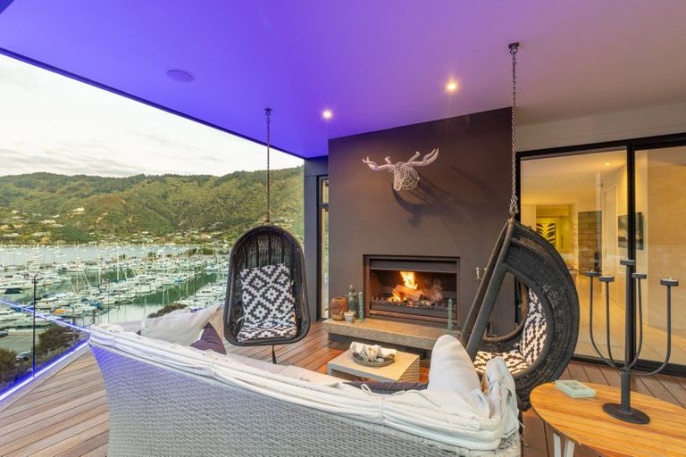 Photo of property in 23 Marina Drive, Waikawa, Picton, 7220