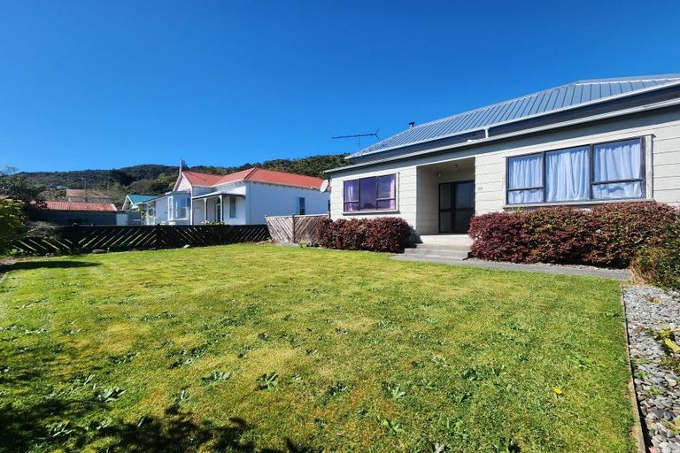 Photo of property in 37 Shakespeare Street, Greymouth, 7805