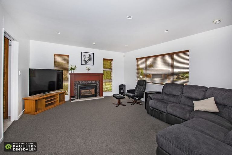 Photo of property in 2 Oxford Avenue, Te Kamo, Whangarei, 0112
