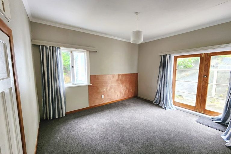 Photo of property in 106a The Parade, Island Bay, Wellington, 6023