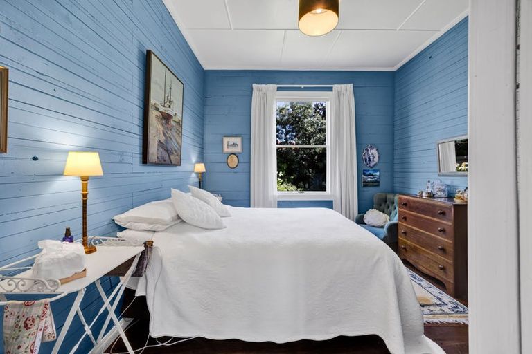 Photo of property in 53 Fox Street, Opunake, 4616