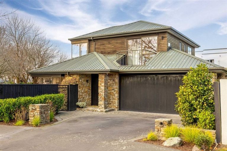 Photo of property in 2 Buscot Gate, Avonhead, Christchurch, 8042
