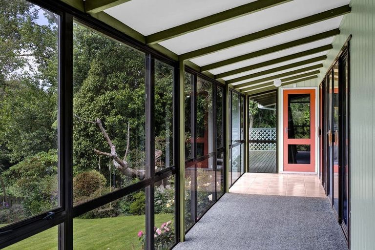 Photo of property in 4 Quin Crescent, Hawera, 4610