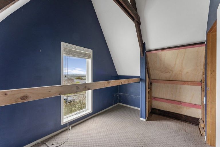 Photo of property in 23 Kotare Street, Waikanae, 5036