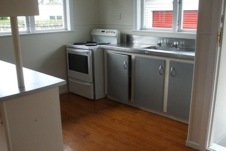 Photo of property in 12 Haddon Street, Mangere East, Auckland, 2024