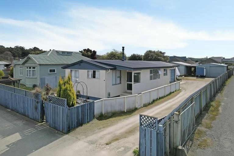 Photo of property in 6 Raglan Street, Oamaru North, Oamaru, 9400
