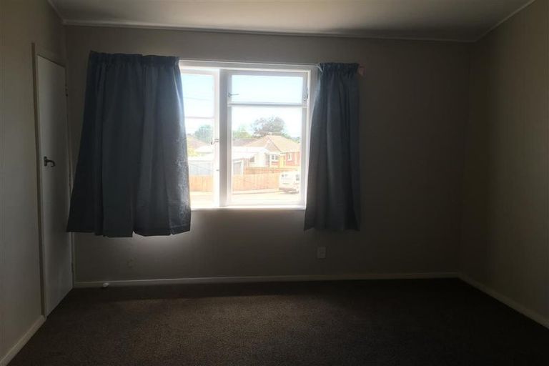 Photo of property in 8-12 Miro Street, Levin, 5510