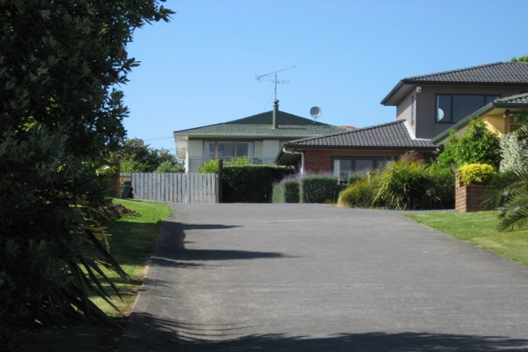 Photo of property in 26 Kohanga Road, Mangere Bridge, Auckland, 2022