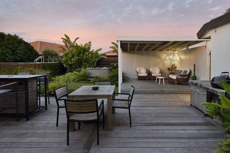 Photo of property in 22 Lotus Avenue, Mount Maunganui, 3116