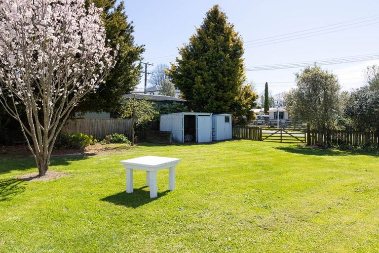 Photo of property in 33 Higginson Street, Otane, 4202