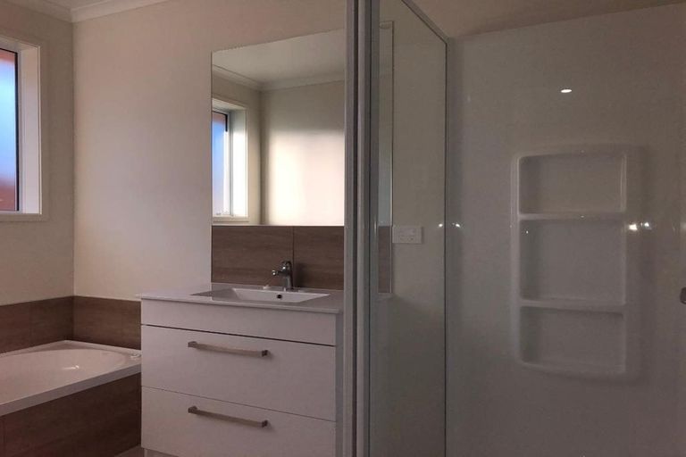 Photo of property in 37 Lake Drive, Tikipunga, Whangarei, 0112