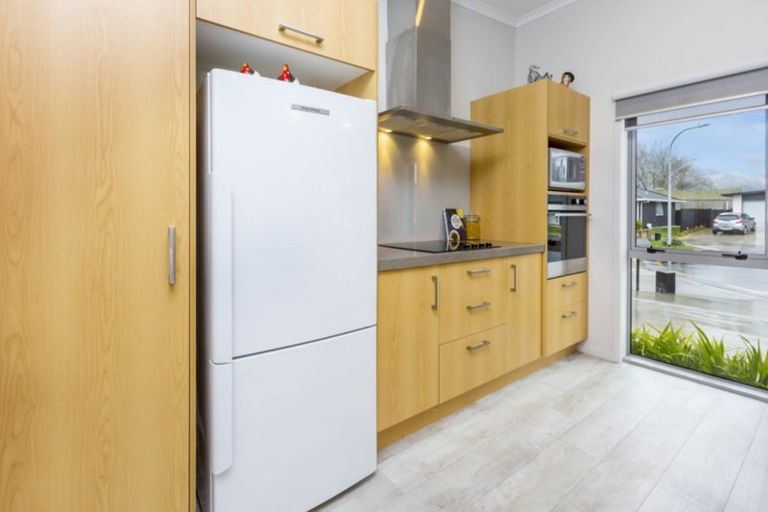 Photo of property in 3 Passchendaele Grove, Trentham, Upper Hutt, 5018