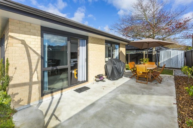 Photo of property in 10 Passchendaele Grove, Trentham, Upper Hutt, 5018