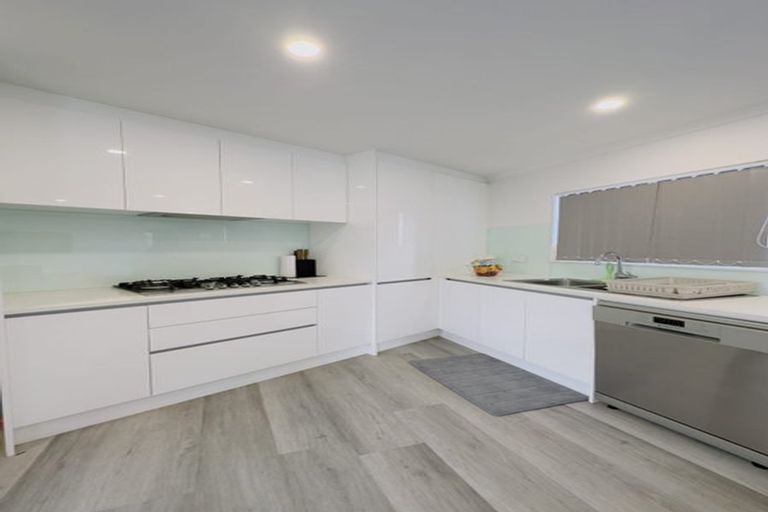 Photo of property in 29c Kenderdine Road, Papatoetoe, Auckland, 2025