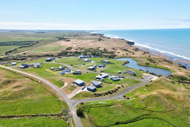 Photo of property in 4 Lupin Lane, Waverley, 4591