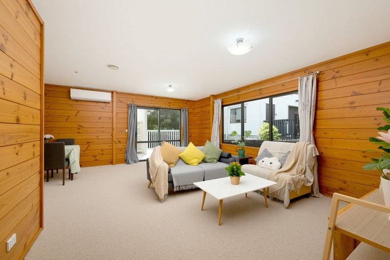 Photo of property in 5/7 Duncan Avenue, Te Atatu South, Auckland, 0610