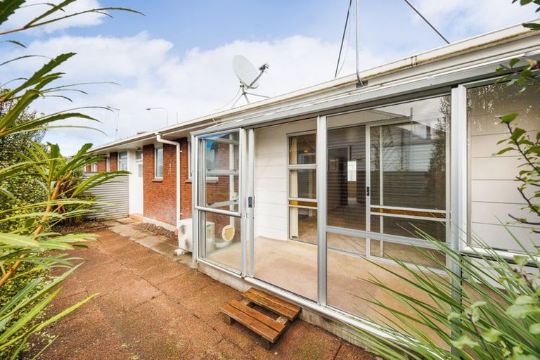 Photo of property in 2/625 Church Street, Terrace End, Palmerston North, 4410