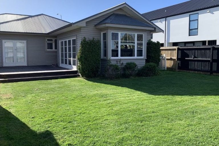 Photo of property in 213 Cranford Street, St Albans, Christchurch, 8014