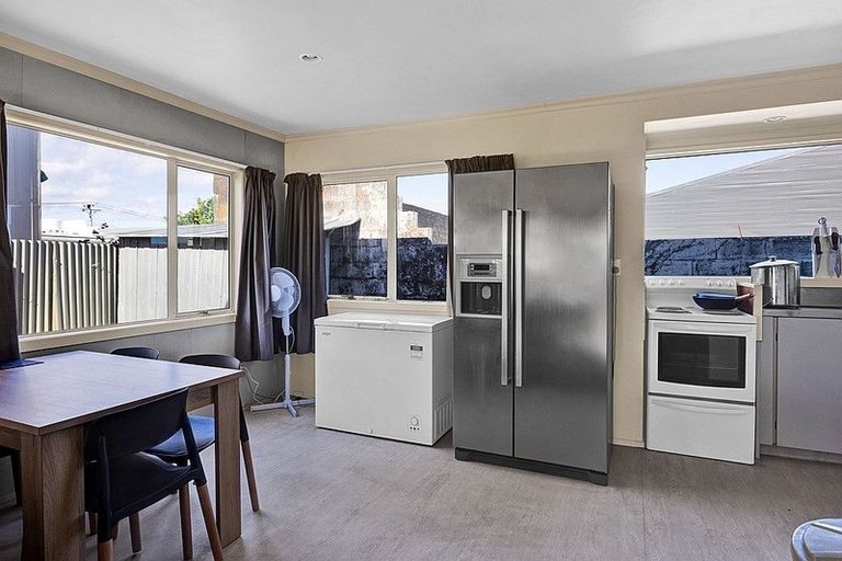 Photo of property in 4 Tannahill Street, Hawera, 4610