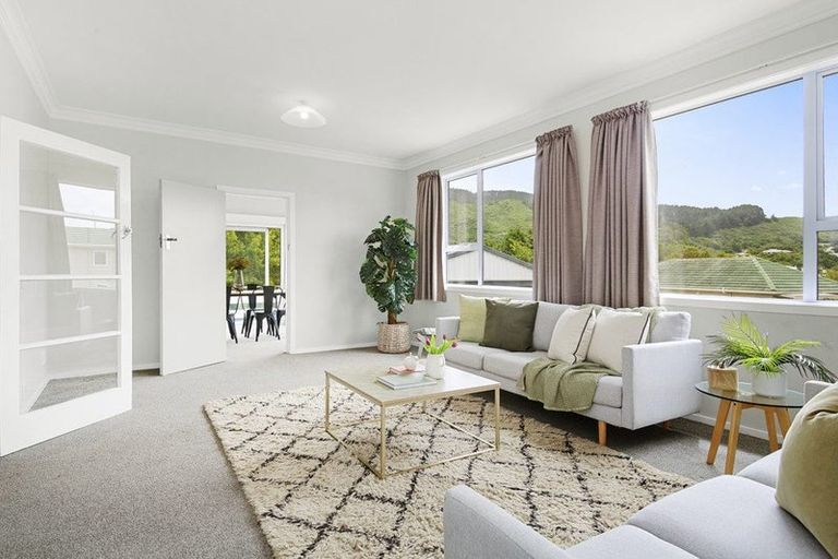 Photo of property in 22 Ngatitoa Street, Tawa, Wellington, 5028