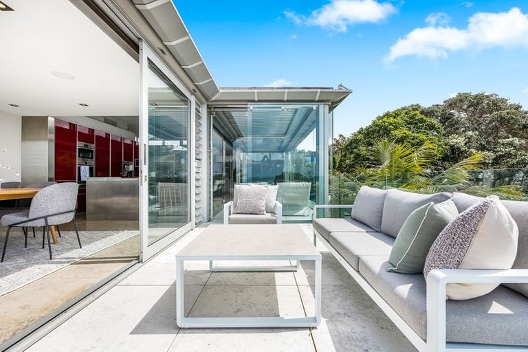 Photo of property in 21 Brighton Terrace, Mairangi Bay, Auckland, 0630