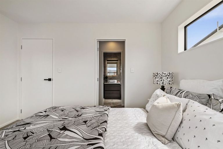 Photo of property in 15 Ocean Breeze Avenue, Hobsonville, Auckland, 0616