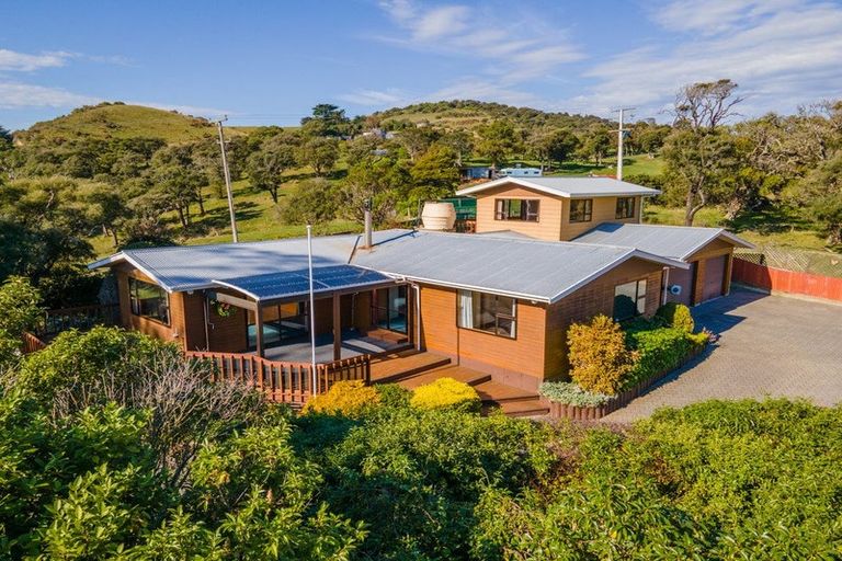 Photo of property in 16 Coronation Street, Moeraki, Palmerston, 9482