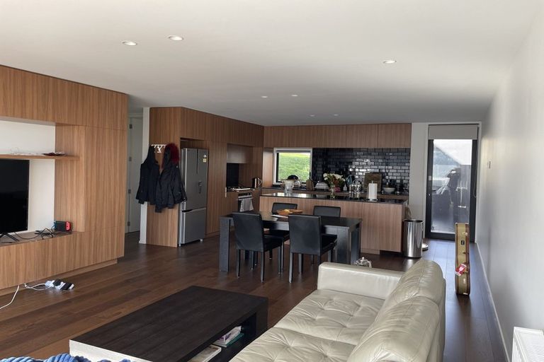 Photo of property in 79 Melbourne Road, Island Bay, Wellington, 6023