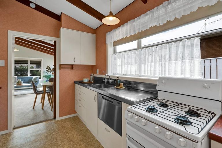 Photo of property in 23a Fulford Street, New Plymouth, 4310