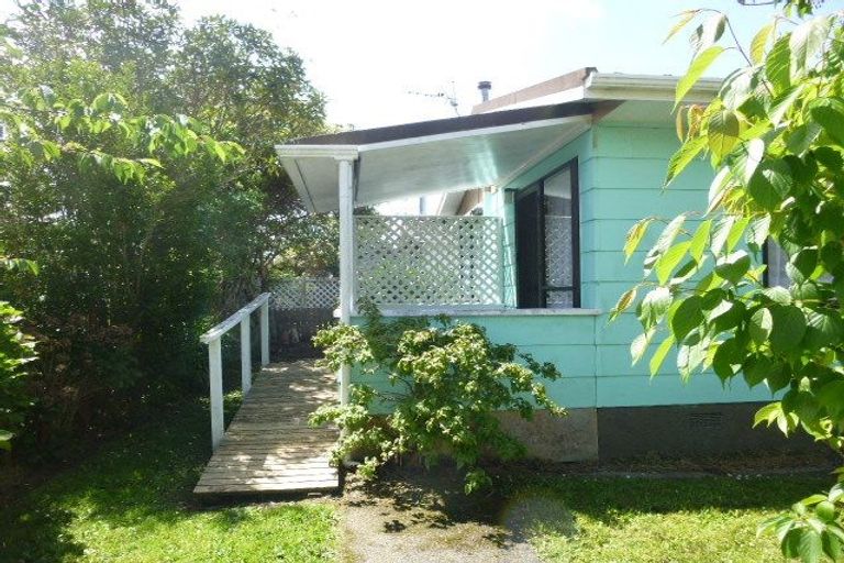 Photo of property in 27 Fitzherbert Street, Alicetown, Lower Hutt, 5010
