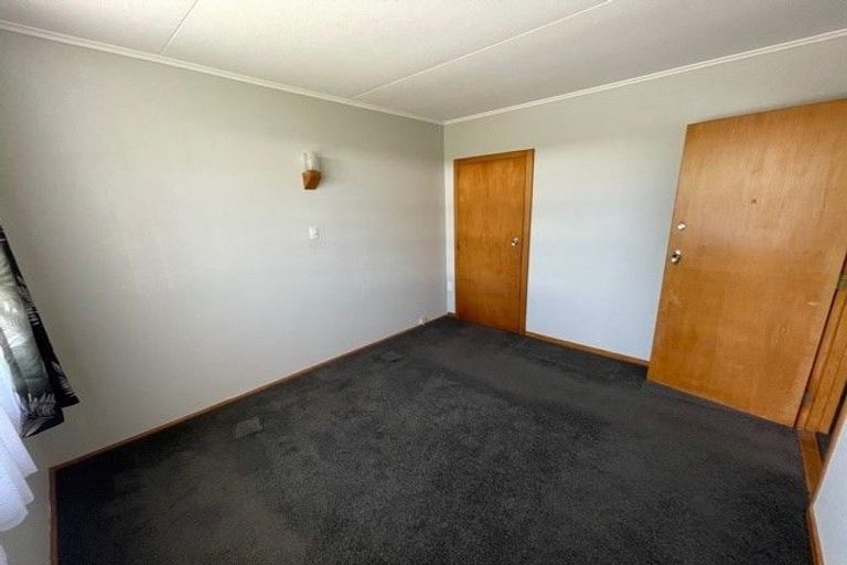 Photo of property in 1-6/74 Hokonui Drive, Gore, 9710