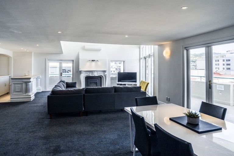 Photo of property in Maison Cabriole Building, 60u3 Courtenay Place, Te Aro, Wellington, 6011