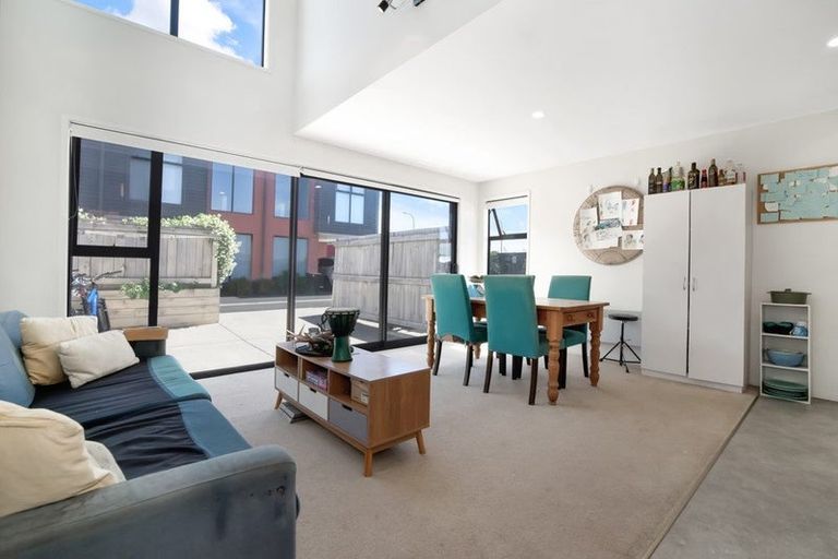 Photo of property in 18/17 Owens Place, Mount Maunganui, 3116