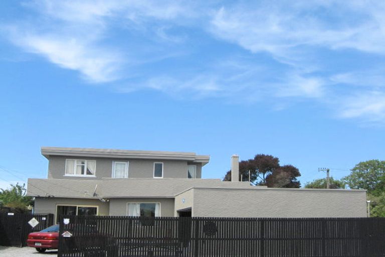 Photo of property in 51 Cuffs Road, Wainoni, Christchurch, 8061